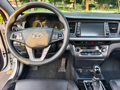Hyundai Mistra