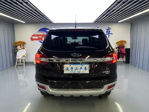 Ford Everest
