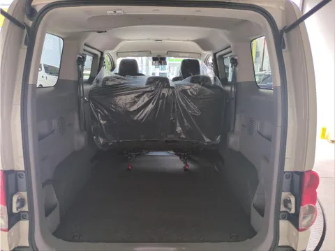 Nissan Vanette