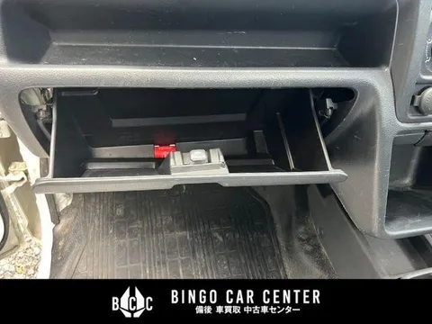 Mazda Scrum Truck