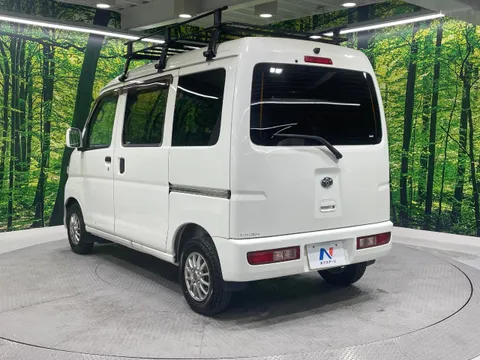 Toyota Pixis Van