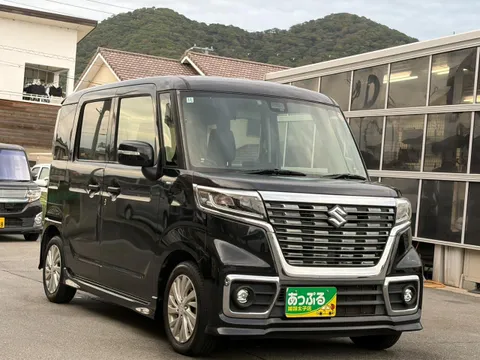 Suzuki Spacia Custom