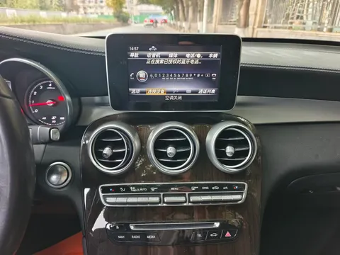 Mercedes-Benz Mercedes-Benz GLC