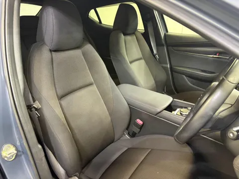Mazda MAZDA3 Fastback