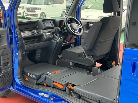 Honda N-VAN Plus Style