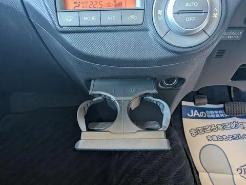 Subaru Lucra
