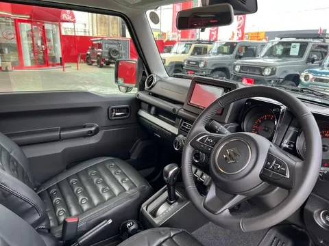 Suzuki Jimny Sierra