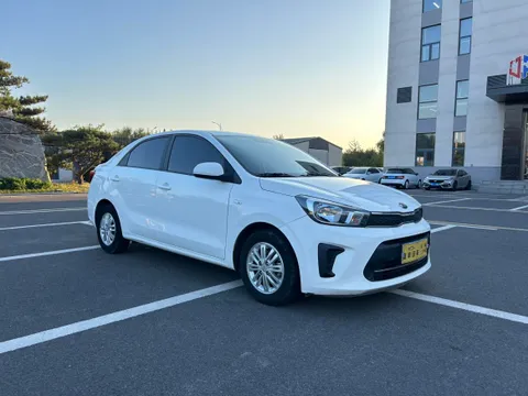 Kia Pegas