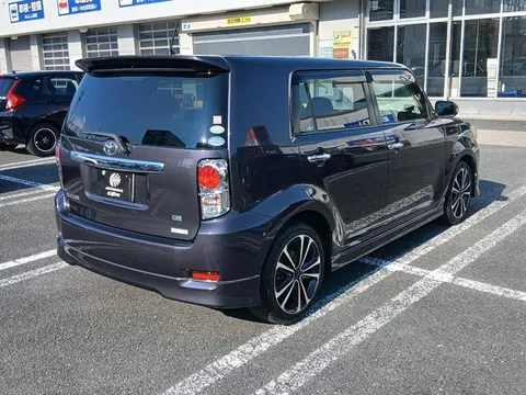 Toyota Corolla Rumion