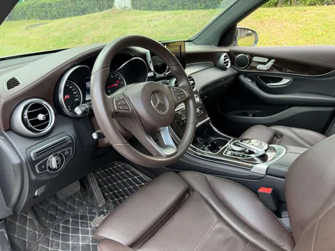 Mercedes-Benz Mercedes-Benz GLC