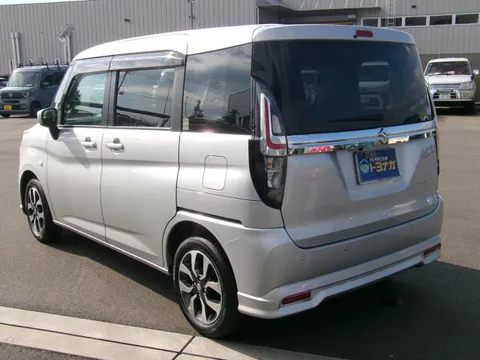 Suzuki Solio