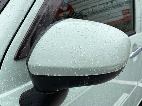 Daihatsu Mira Tocot