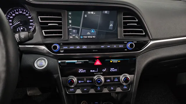 Hyundai Elantra (Avante)