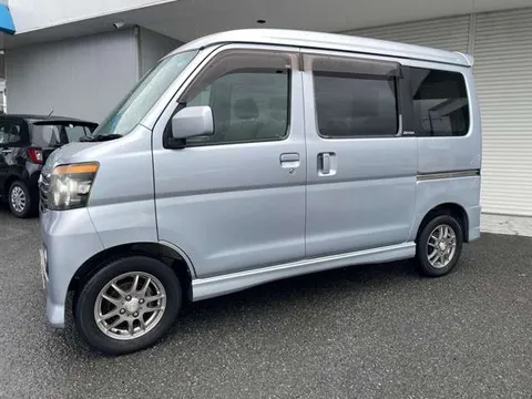 Daihatsu Atrai Wagon