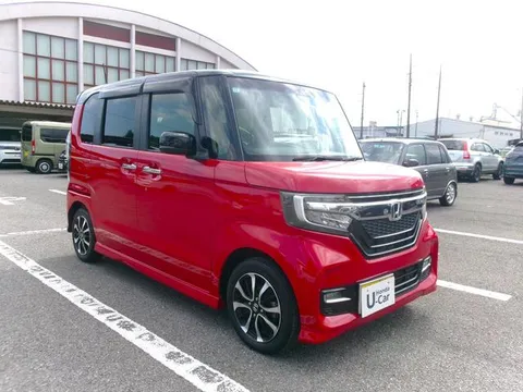 Honda N-BOX Custom