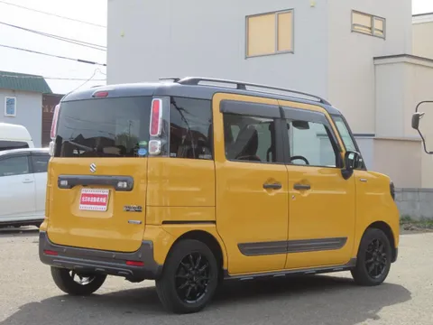 Suzuki Spacia Gear