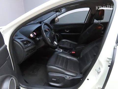 Renault SM3