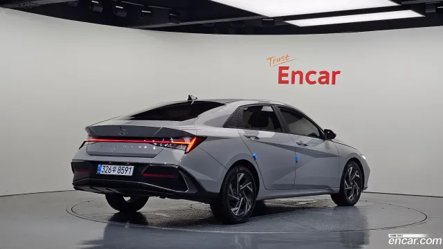 Hyundai Elantra (Avante)