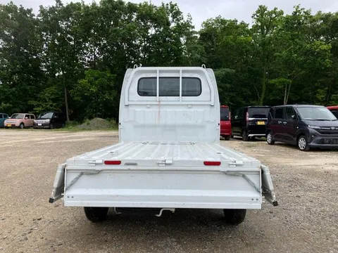 Nissan Clipper Truck