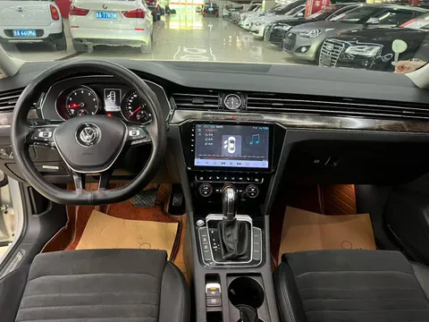 Volkswagen Magotan