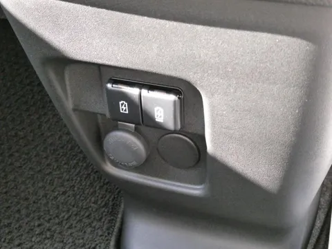 Suzuki Spacia Base