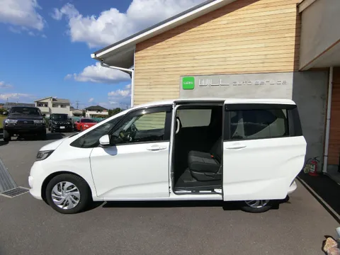 Honda Freed Plus