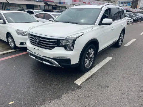 Gac GS8