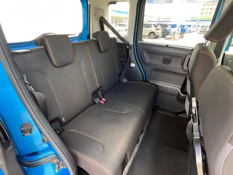 Suzuki Spacia Gear