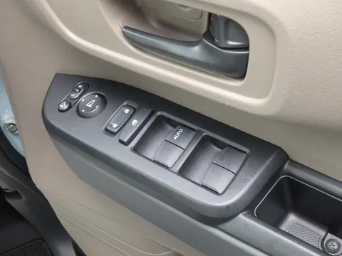 Honda N-BOX Joy