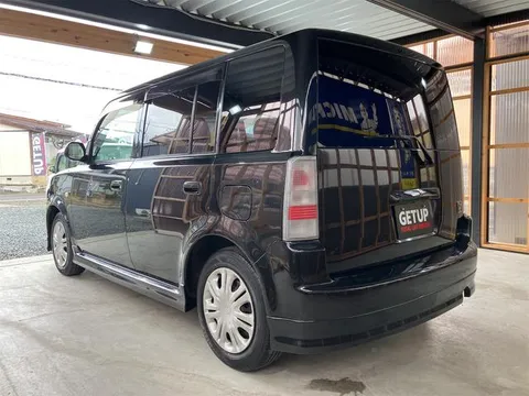 Toyota bB
