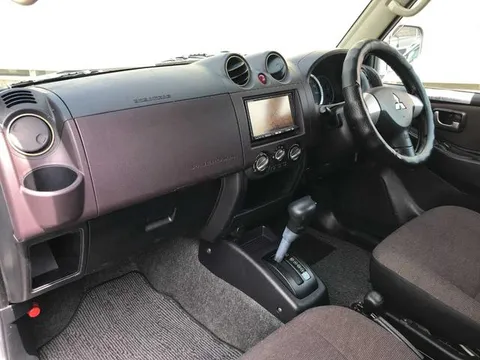 Mitsubishi Pajero Mini
