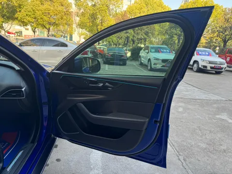 Jaguar XEL