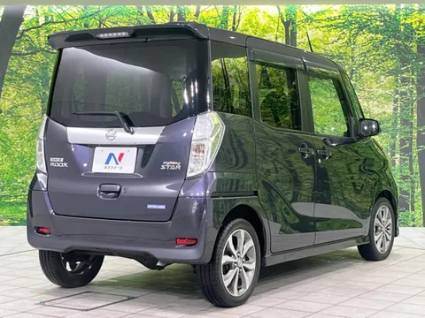 Nissan Dayz Roox