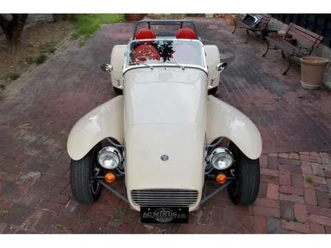 Caterham Seven 160