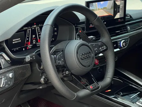 Audi RS5