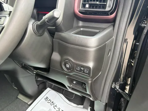Suzuki Spacia Custom