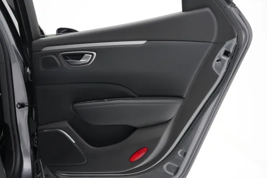 Renault Talisman (SM6)