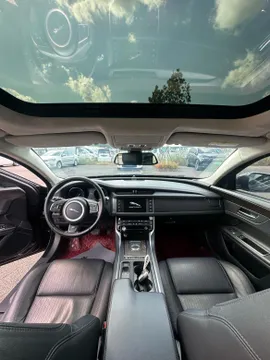 Jaguar XFL
