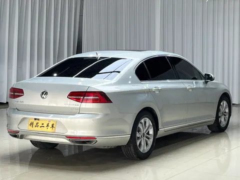 Volkswagen Magotan