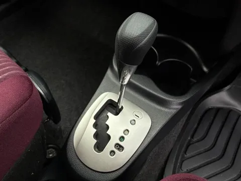 Toyota Yaris (Vitz)