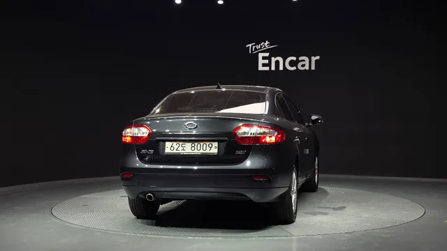Renault SM3