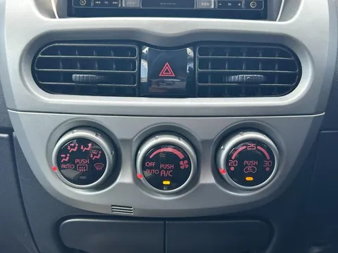 Mitsubishi I