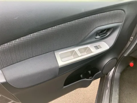 Toyota Yaris (Vitz)
