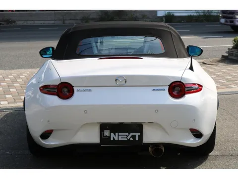 Mazda MX-5 (Roadster)
