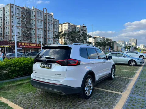Ford Edge
