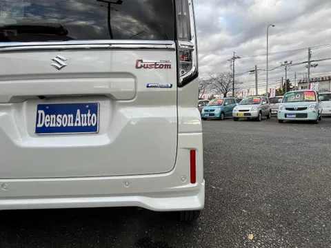 Suzuki Spacia Custom