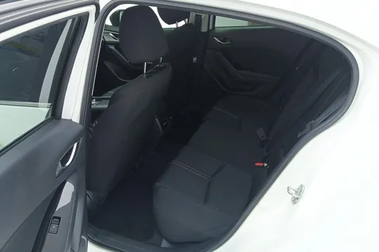 Mazda Mazda 3