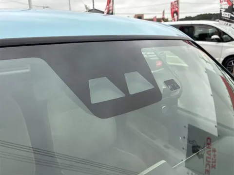 Daihatsu Mira Tocot