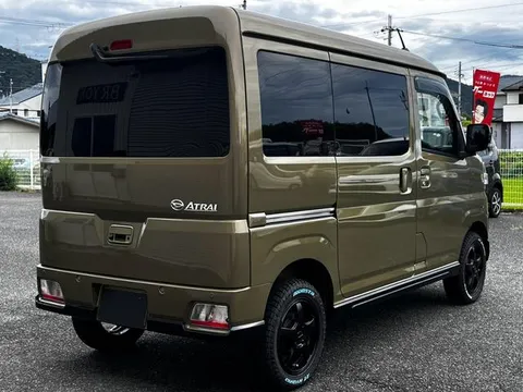 Daihatsu Atrai