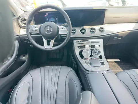Mercedes-Benz Mercedes-Benz CLS